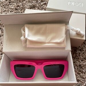 Dezi switch sunglasses